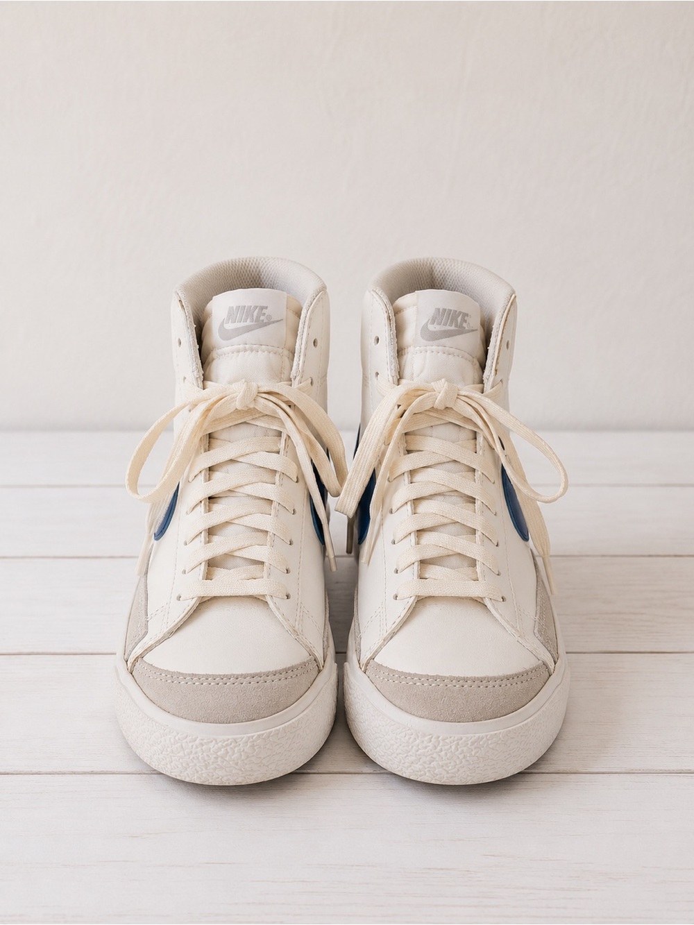 Nike Blazer Mid ‘77 Vintage Sail Game Royal White Leather Retro Classic Sneakers - Picture 2 of 5